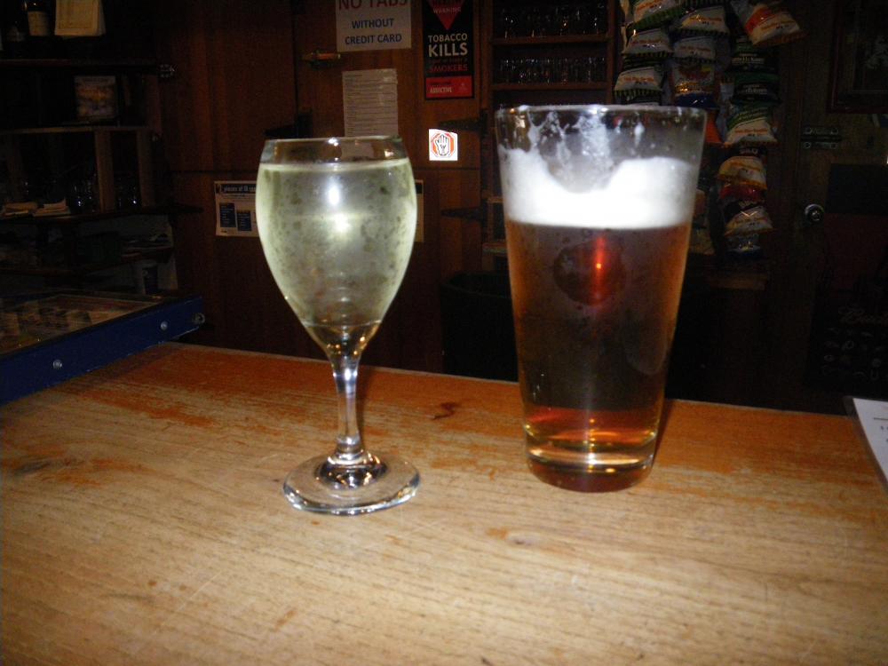 Hummingbird Pub - Galiano Island: Got a lift to the pub for a drink and then had to walk 2-1/2 miles back to Montague Harbor! 
